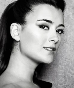 Cote De Pablo Black And White Paint By Numbers